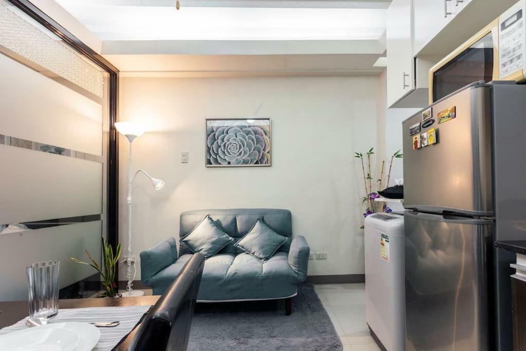 מנילה Jen'S Paranaque City Apartment מראה חיצוני תמונה